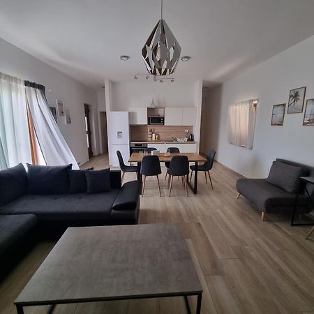 Apartments Leticia ヴーシ 部屋 写真