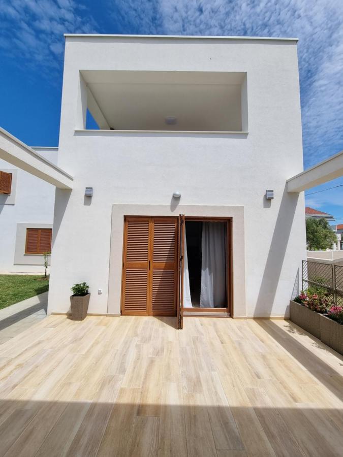 Apartments Leticia ヴーシ エクステリア 写真