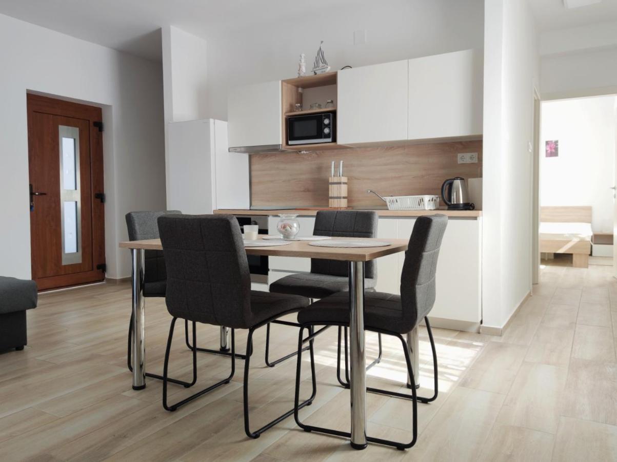 Apartments Leticia ヴーシ エクステリア 写真