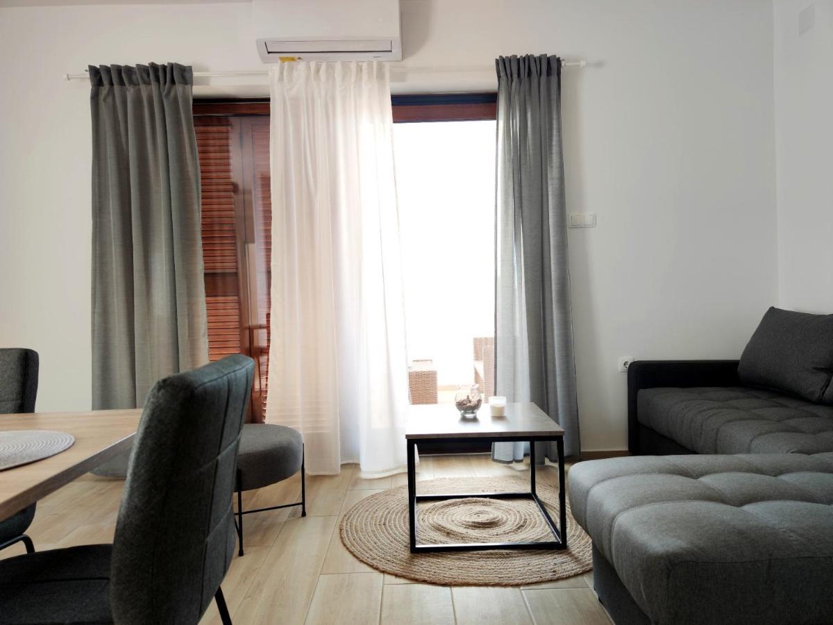 Apartments Leticia ヴーシ エクステリア 写真