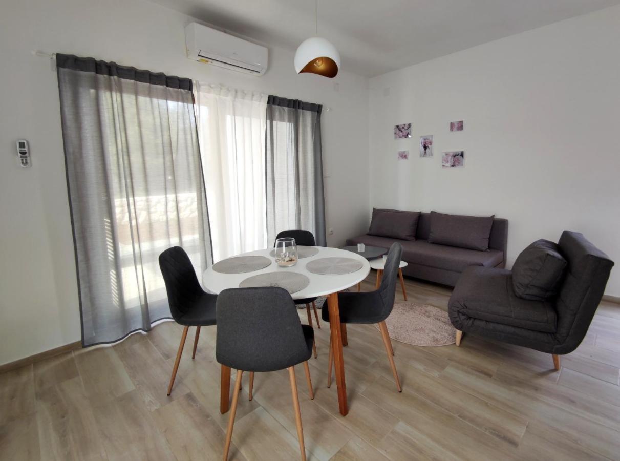 Apartments Leticia ヴーシ エクステリア 写真