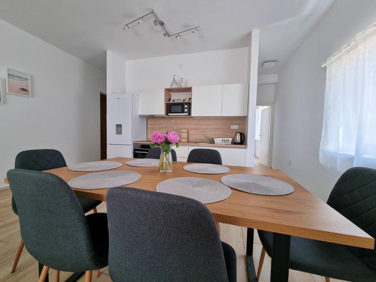 Apartments Leticia ヴーシ エクステリア 写真