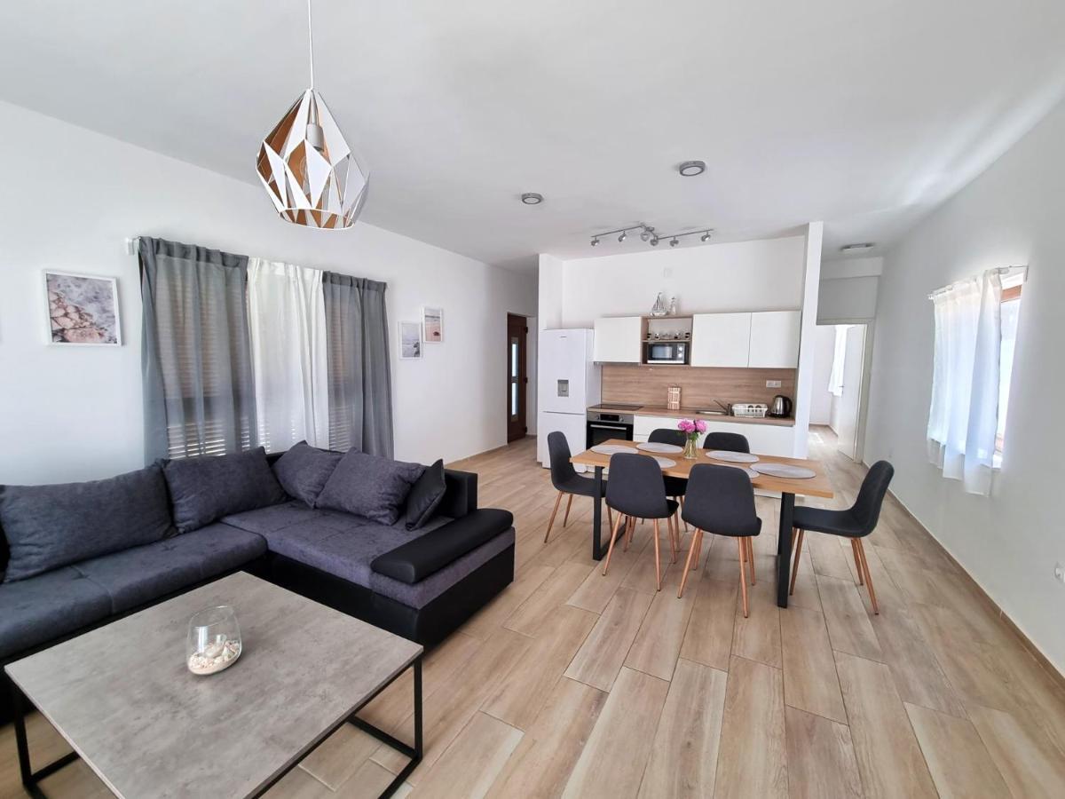 Apartments Leticia ヴーシ エクステリア 写真