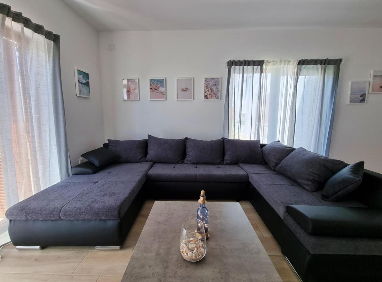 Apartments Leticia ヴーシ エクステリア 写真