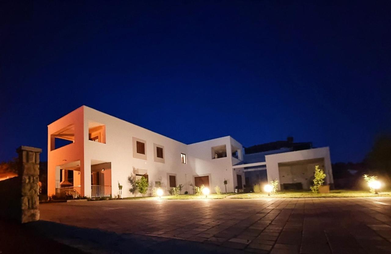 Apartments Leticia ヴーシ エクステリア 写真