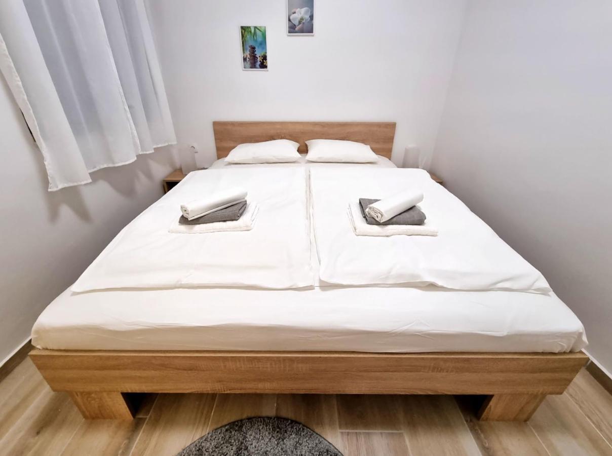 Apartments Leticia ヴーシ エクステリア 写真