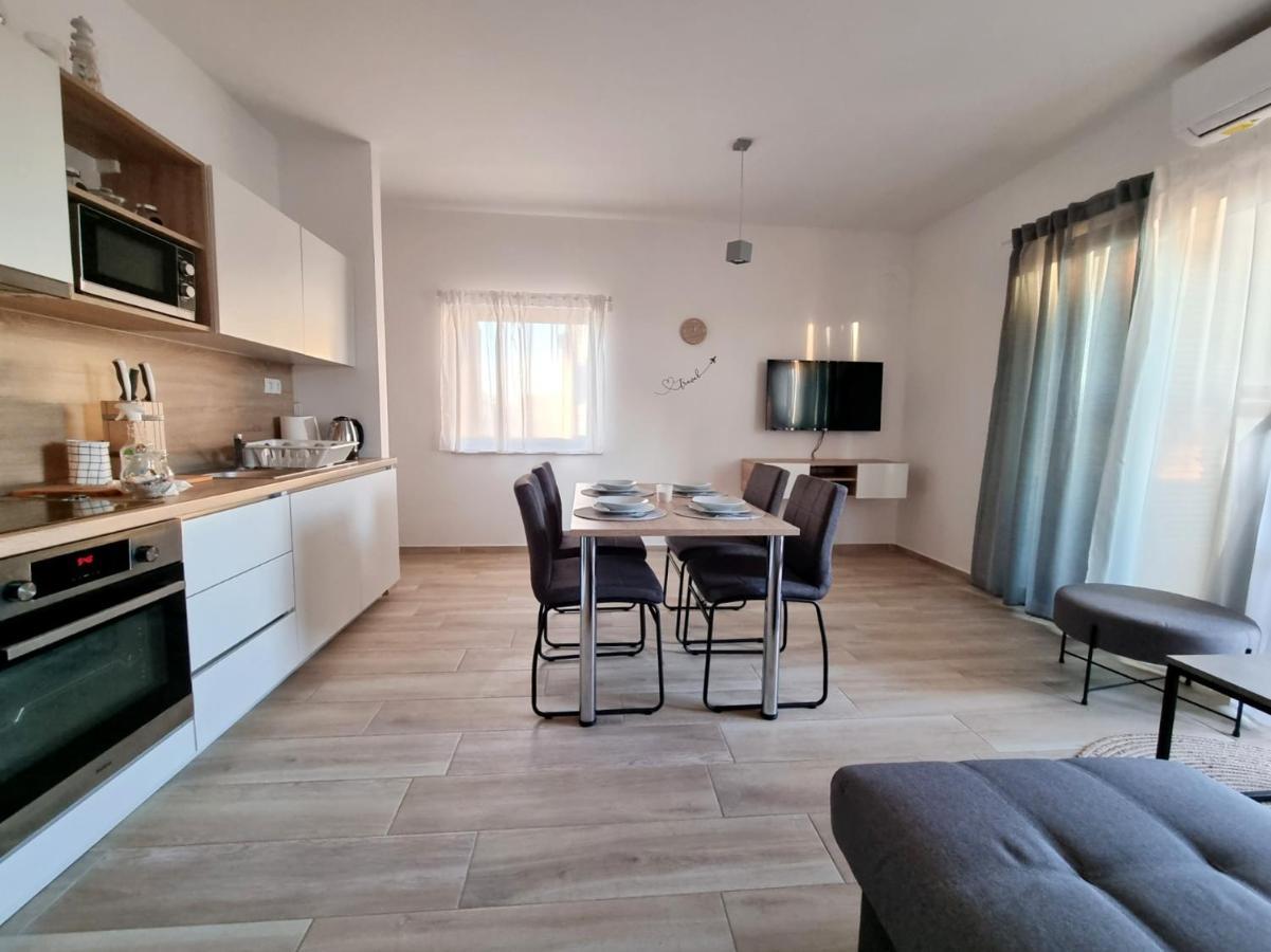 Apartments Leticia ヴーシ エクステリア 写真
