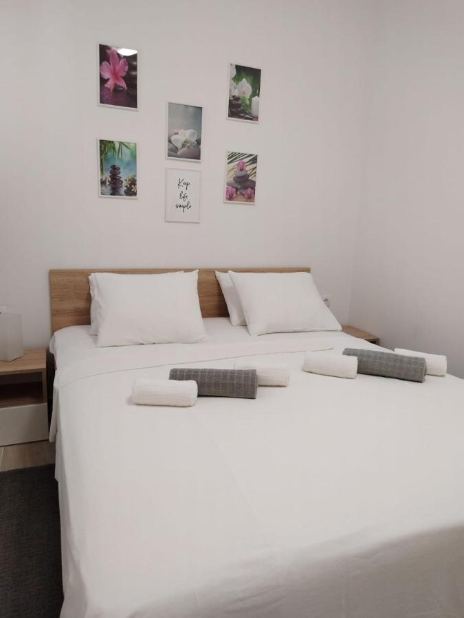 Apartments Leticia ヴーシ 部屋 写真