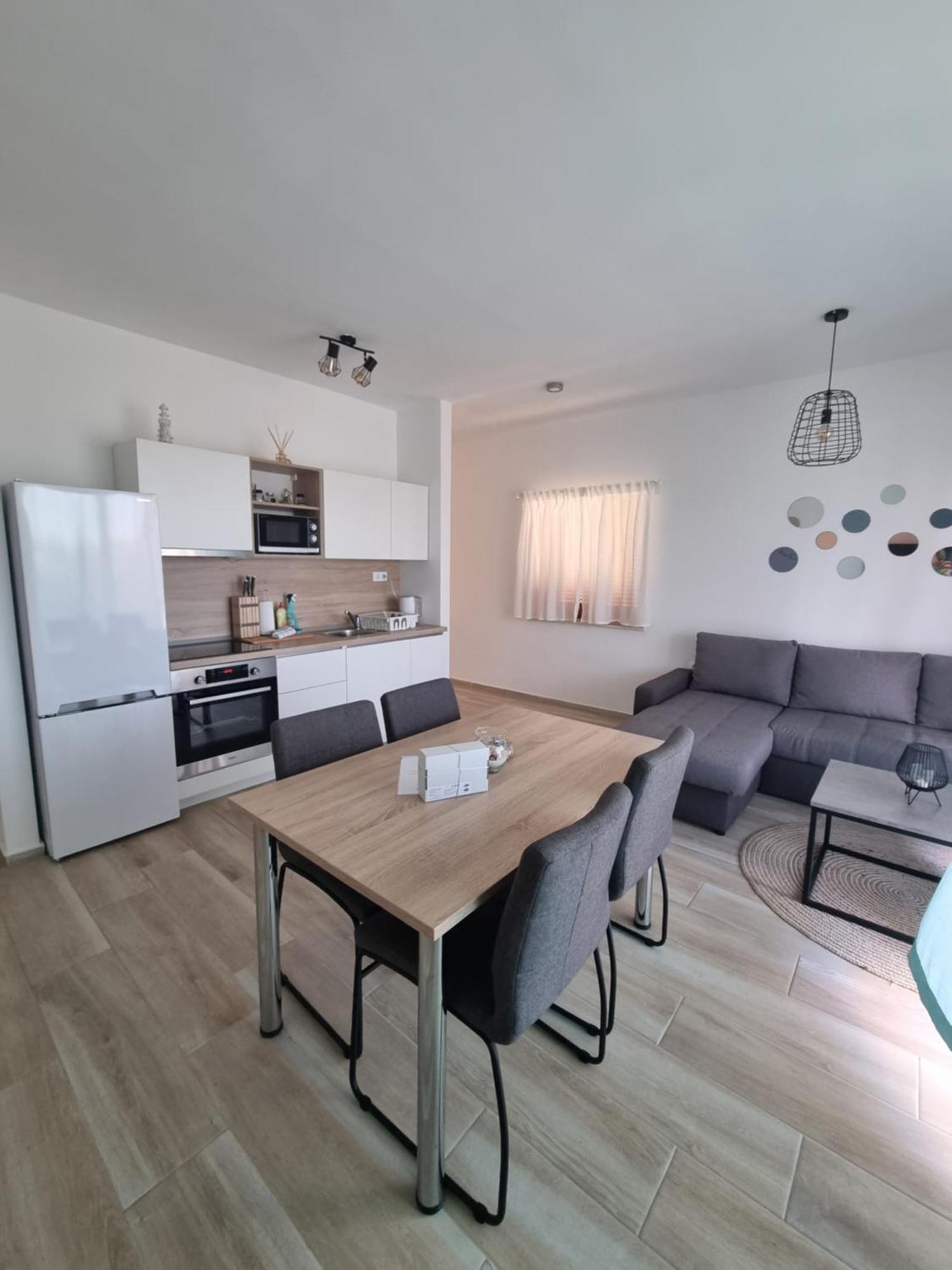 Apartments Leticia ヴーシ 部屋 写真